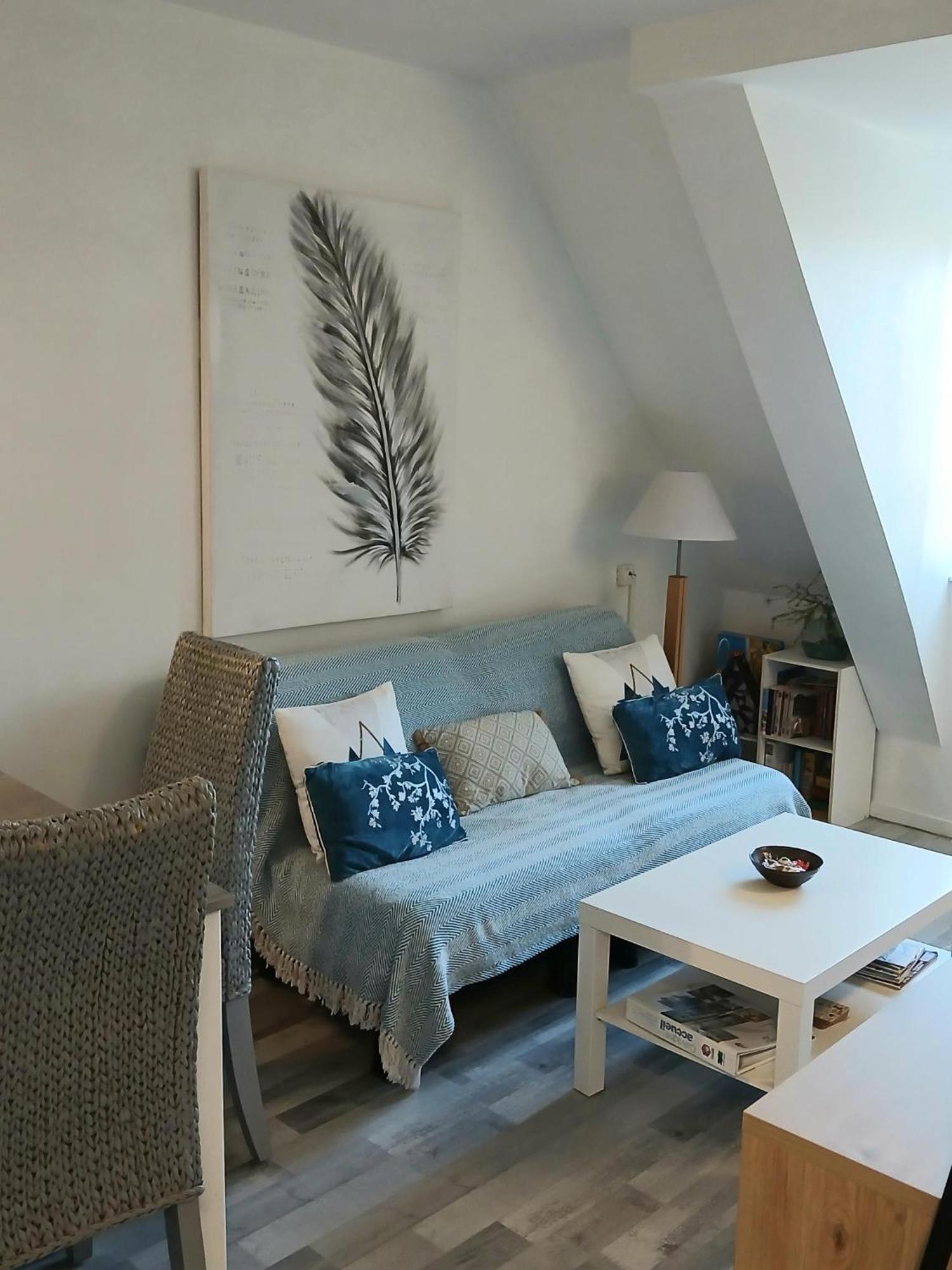 Cosy Appartement Dans Une Villa Avec Piscine, Proche Du Centre Et De La Mer Кабур Экстерьер фото
